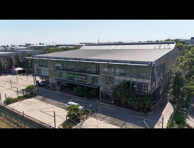 4,665M² WAREHOUSE TO LET IN LINBRO PARK